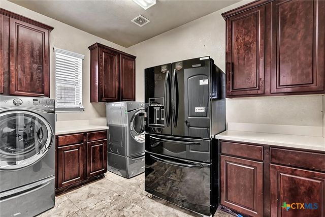 901 Easton Drive, San Marcos, TX 78666