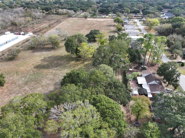 2417 4th Street, Rosenberg, TX 77471