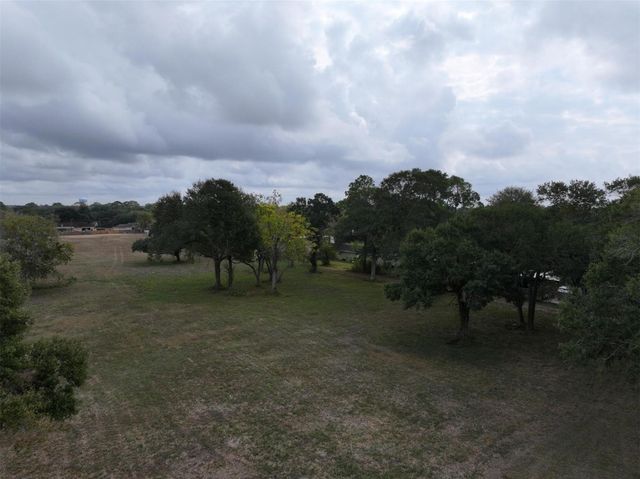 2417 4th Street, Rosenberg, TX 77471