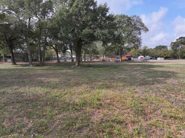 2417 4th Street, Rosenberg, TX 77471