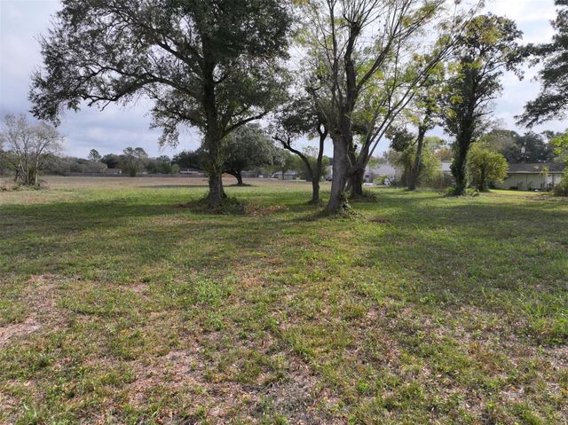 2417 4th Street, Rosenberg, TX 77471