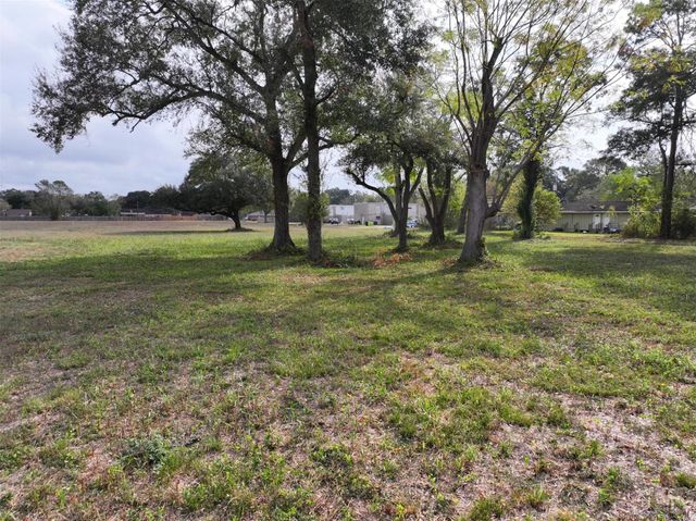 2417 4th Street, Rosenberg, TX 77471