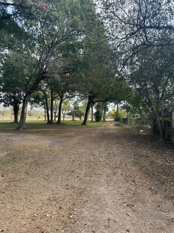 2417 4th Street, Rosenberg, TX 77471