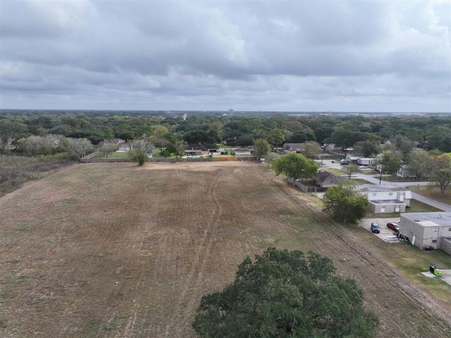 2417 4th Street, Rosenberg, TX 77471