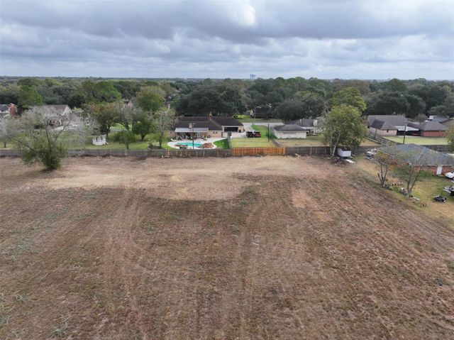 2417 4th Street, Rosenberg, TX 77471