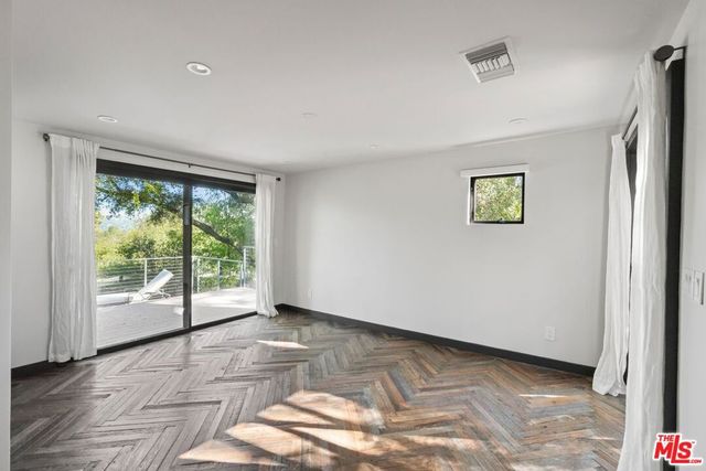 21273 Entrada Road, Topanga, CA 90290