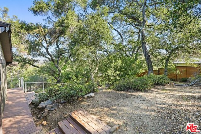 21273 Entrada Road, Topanga, CA 90290