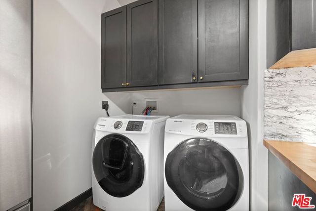 21273 Entrada Road, Topanga, CA 90290