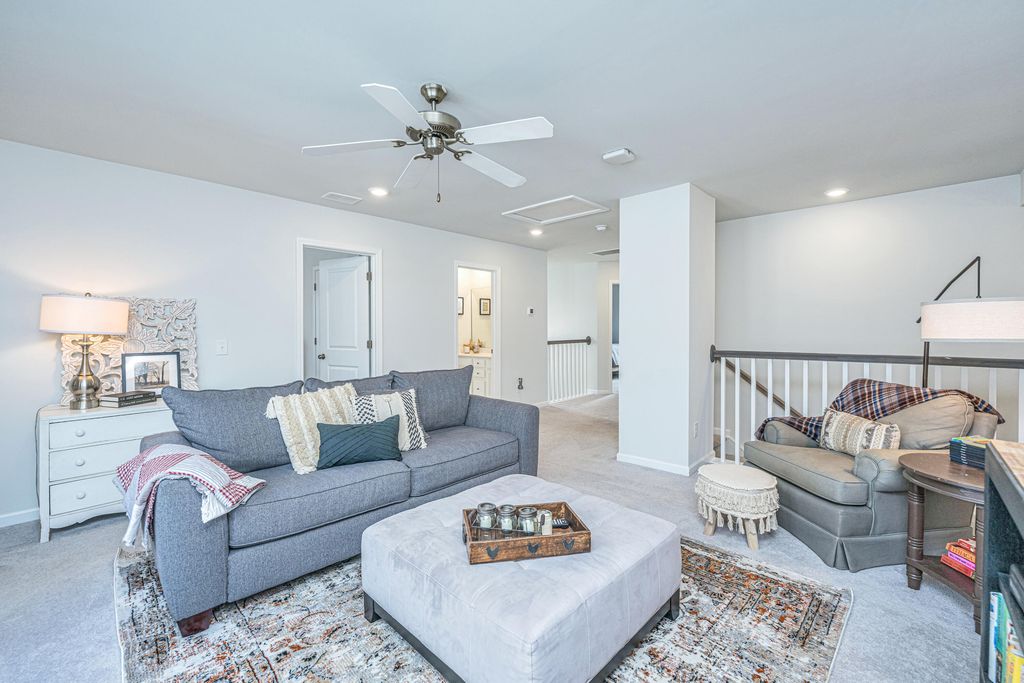 Image 22 of property listing at 5081 Catfish Loop, Johns Island, SC 29455