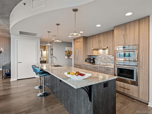 891 14th St 3916, Denver, CO 80202