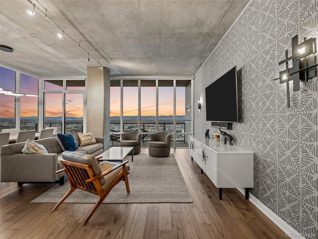 891 14th St 3916, Denver, CO 80202