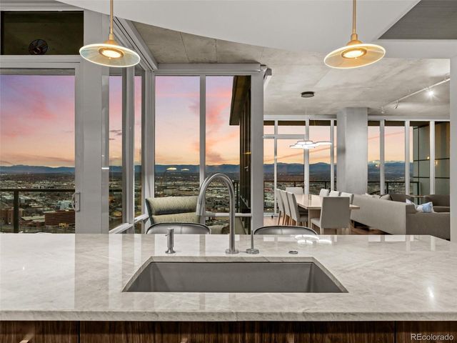 891 14th St 3916, Denver, CO 80202