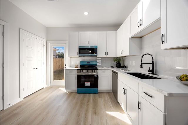7221 Sandra Street A-B, Houston, TX 77028
