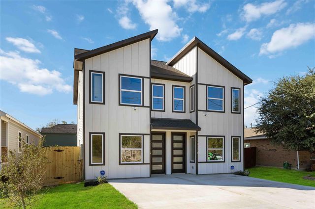 7221 Sandra Street A-B, Houston, TX 77028