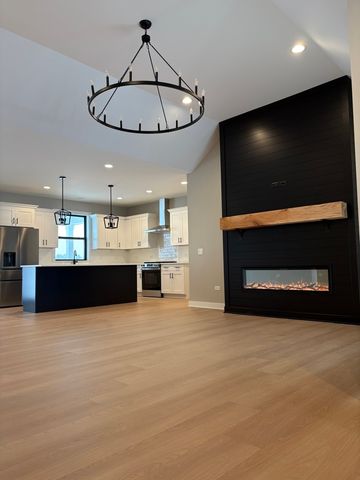 9295 N Stonewall Drive, Newark, IL 60541