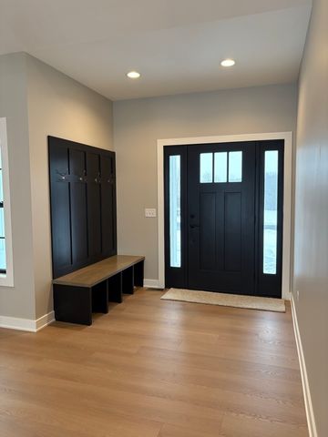 9295 N Stonewall Drive, Newark, IL 60541