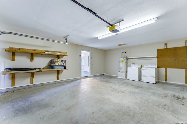 5745 FM 471 N, Rio Medina, TX 78066