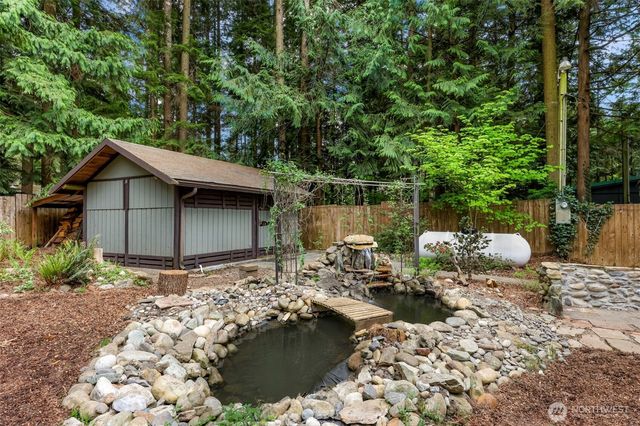 2091 Clear Valley Drive, Maple Falls, WA 98266