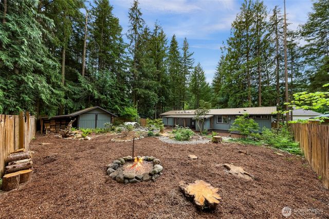 2091 Clear Valley Drive, Maple Falls, WA 98266
