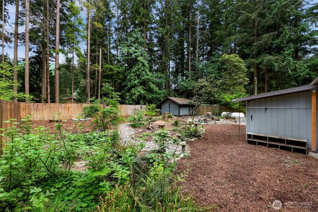 2091 Clear Valley Drive, Maple Falls, WA 98266