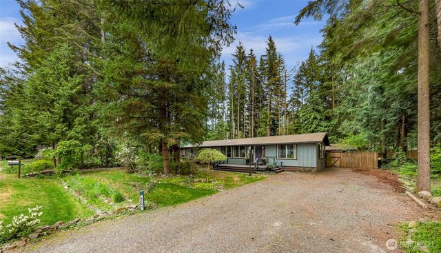 2091 Clear Valley Drive, Maple Falls, WA 98266