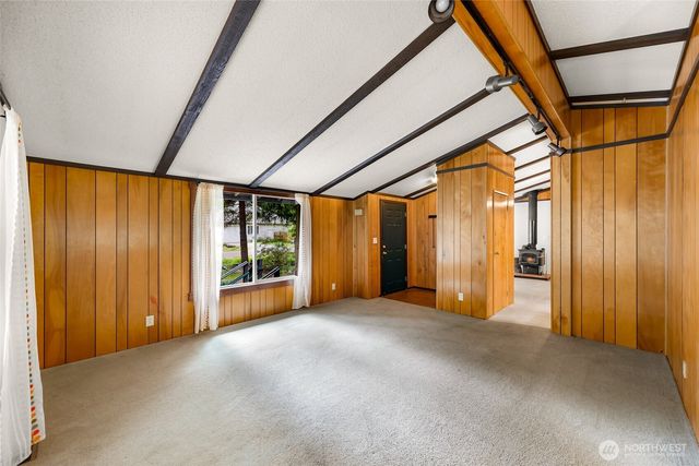 2091 Clear Valley Drive, Maple Falls, WA 98266