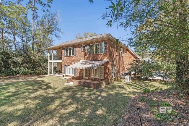 300 Clubhouse Drive, Fairhope, AL 36532