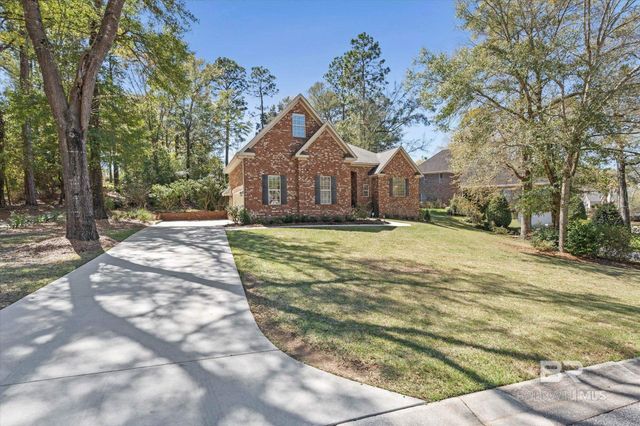 300 Clubhouse Drive, Fairhope, AL 36532