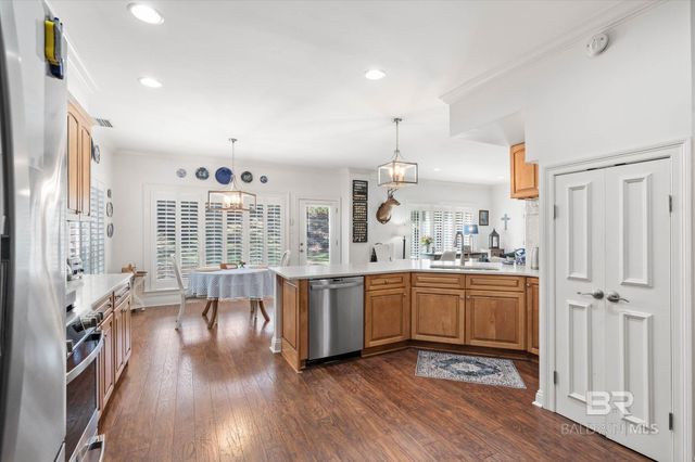 300 Clubhouse Drive, Fairhope, AL 36532