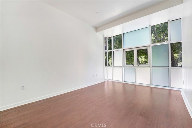 630 W 6th 216, Los Angeles, CA 90017