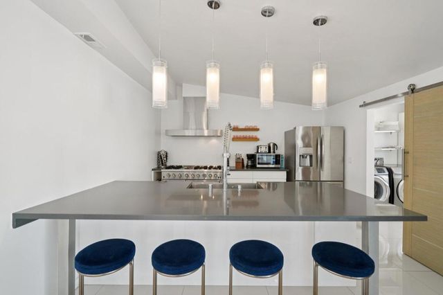 3530 N Eastgate, Palm Springs, CA 92262