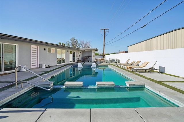 3530 N Eastgate, Palm Springs, CA 92262