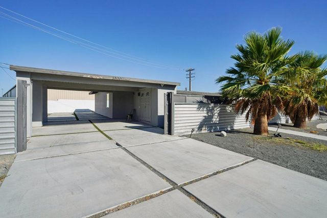 3530 N Eastgate, Palm Springs, CA 92262