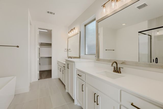 189 Enclave Drive, Lakewood Village, TX 75068