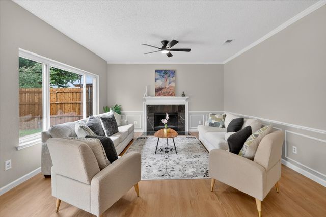 7024 Lyndale Drive, Watauga, TX 76148