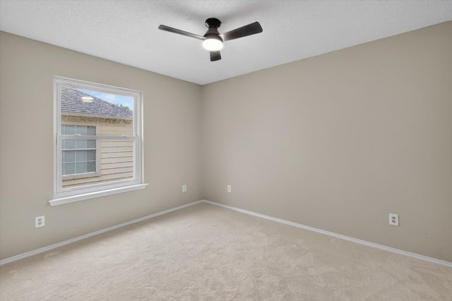 7024 Lyndale Drive, Watauga, TX 76148