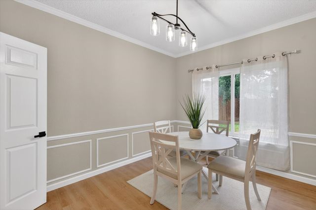 7024 Lyndale Drive, Watauga, TX 76148