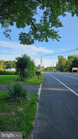 110 S MAIN ST, Cranbury, NJ 08512