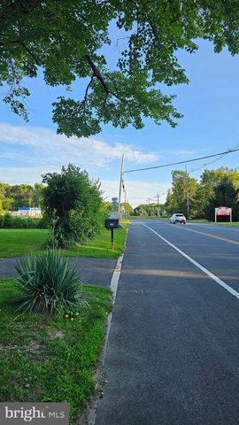 110 S MAIN ST, Cranbury, NJ 08512