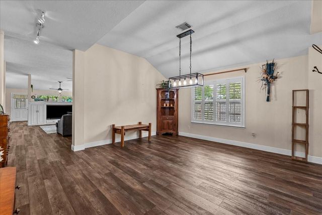 5102 Cherrywood Court, League City, TX 77573