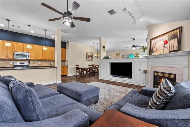 5102 Cherrywood Court, League City, TX 77573