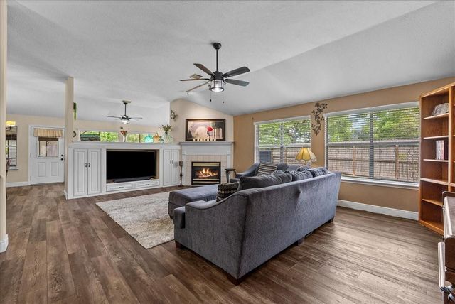 5102 Cherrywood Court, League City, TX 77573