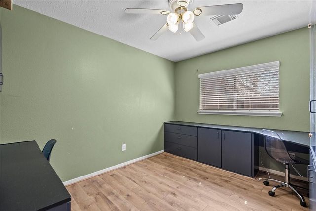 5102 Cherrywood Court, League City, TX 77573