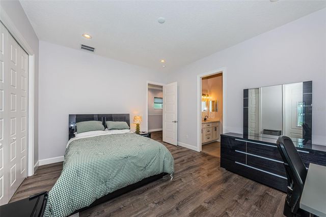 2430 6TH AVENUE N, St Petersburg, FL 33713