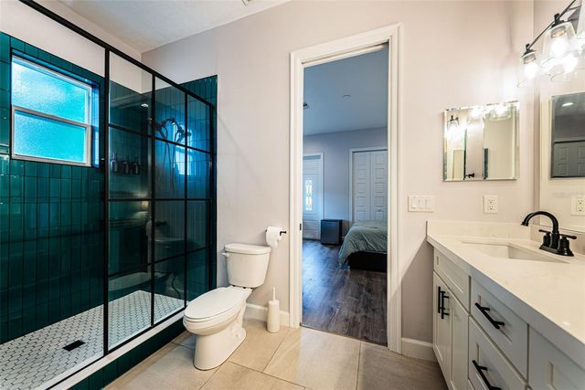 2430 6TH AVENUE N, St Petersburg, FL 33713