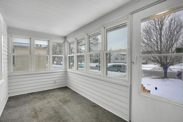 7511 Monroe Avenue, Hammond, IN 46324