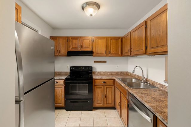 249 Twin Oaks Terrace, South Burlington, VT 05403