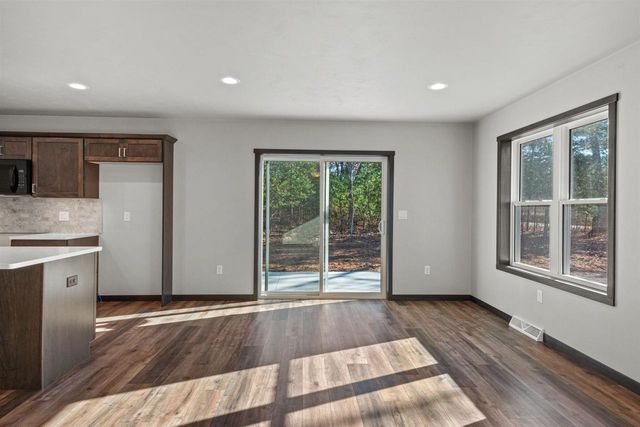 W6513 WOODHAVEN CIRCLE, Wautoma, WI 54982