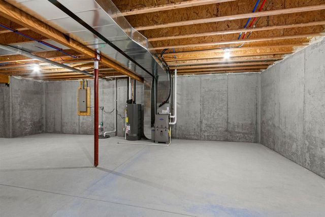 W6513 WOODHAVEN CIRCLE, Wautoma, WI 54982