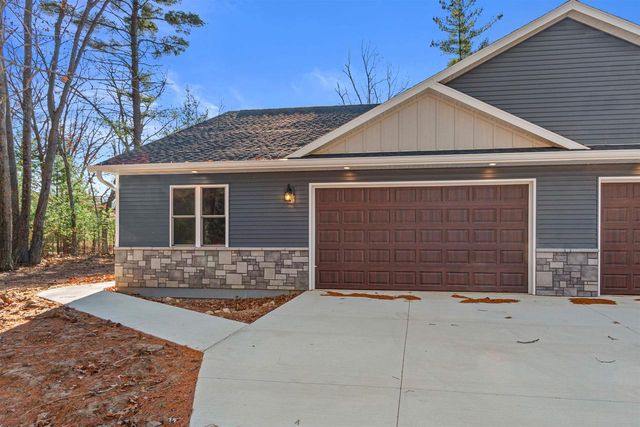 W6513 WOODHAVEN CIRCLE, Wautoma, WI 54982